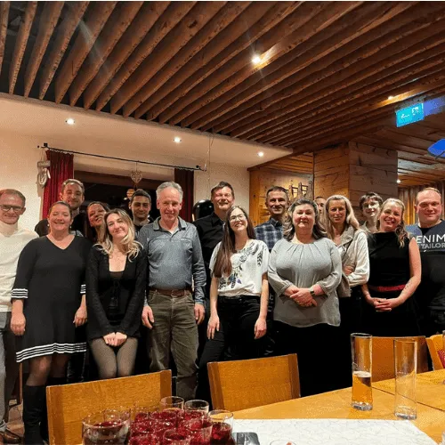 Weihnachtsfeier-Gemeinsam-gefeiert-gemeinsam-Danke-gesagt